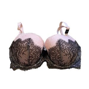 NWT Victoria’s Secret Bra